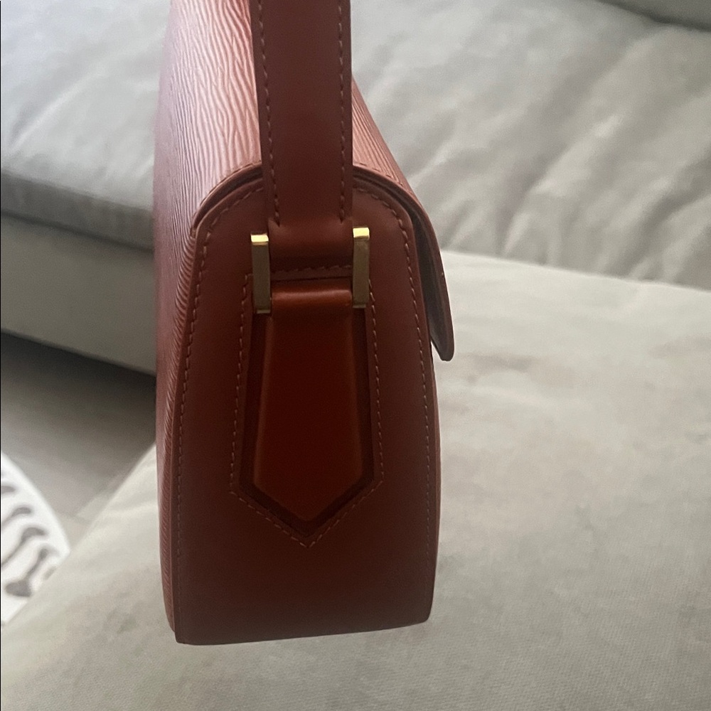 LV Epi Leather Brown Shoulder Bag - Picture 6 of 12
